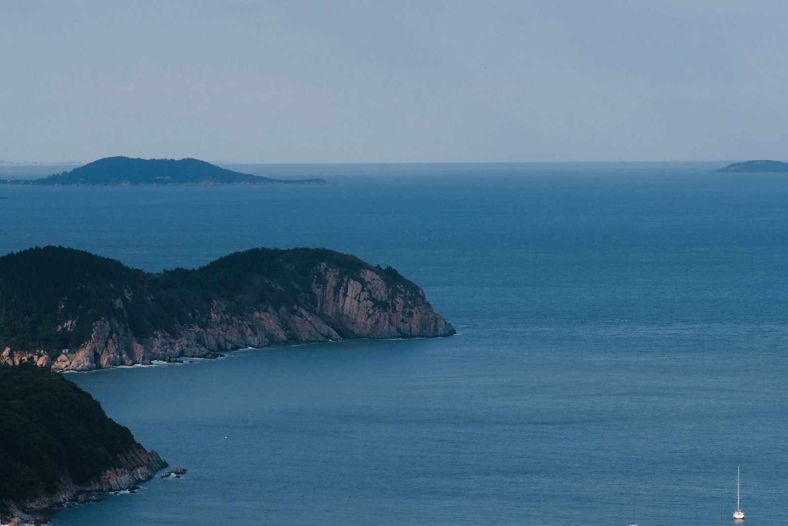 Staying in Haitang Bay